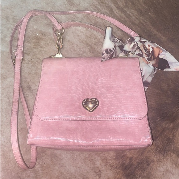 Betsey Johnson XOMandy pink croc embossed top handle bag crossbody w scarf - Picture 4 of 8